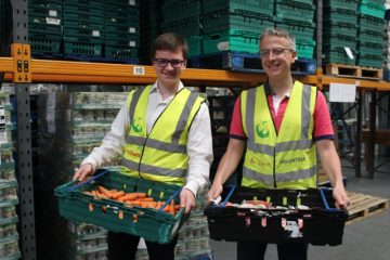 FareShare-volunteers-Ambroise-and-Fabrice
